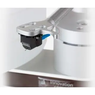 Clearaudio Stradivari V2 MC pickup - Analog